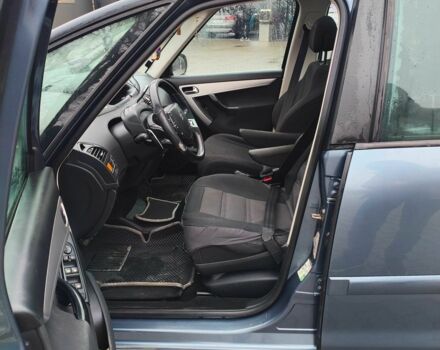 Серый Ситроен С4, объемом двигателя 2 л и пробегом 387 тыс. км за 6200 $, фото 11 на Automoto.ua