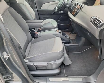 Серый Ситроен С4, объемом двигателя 2 л и пробегом 89 тыс. км за 7400 $, фото 23 на Automoto.ua