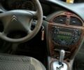 Серый Ситроен С4, объемом двигателя 2.2 л и пробегом 214 тыс. км за 2998 $, фото 2 на Automoto.ua