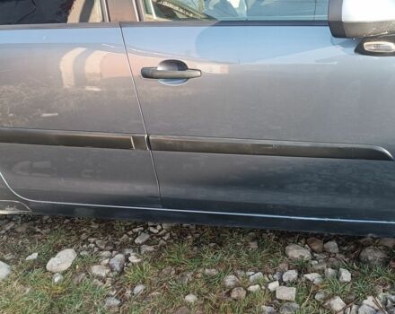 Серый Ситроен С4, объемом двигателя 1.7 л и пробегом 262 тыс. км за 3950 $, фото 7 на Automoto.ua