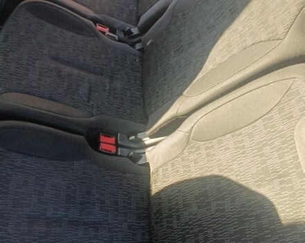 Серый Ситроен С4, объемом двигателя 1.7 л и пробегом 262 тыс. км за 3950 $, фото 4 на Automoto.ua