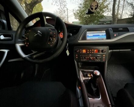 Серый Ситроен С4, объемом двигателя 1.6 л и пробегом 374 тыс. км за 6300 $, фото 6 на Automoto.ua