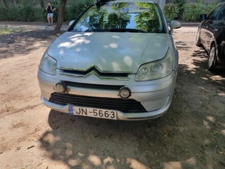 Ситроен С4 2004 в Славянске на Automoto.ua Серый Ситроен С4, объемом двигателя 1.6 л и пробегом 190 тыс. км за 1100 $, фото 1 на Automoto.ua