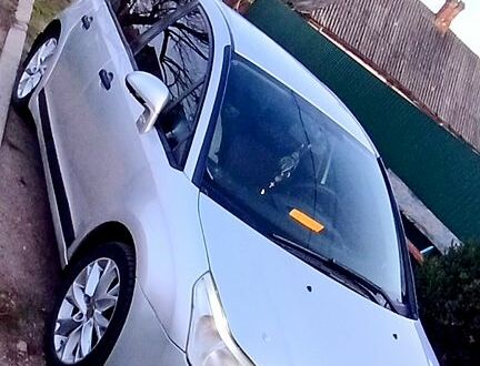 Серый Ситроен С4, объемом двигателя 1.6 л и пробегом 26200 тыс. км за 4099 $, фото 1 на Automoto.ua