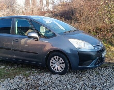 Серый Ситроен С4, объемом двигателя 1.7 л и пробегом 262 тыс. км за 3950 $, фото 1 на Automoto.ua