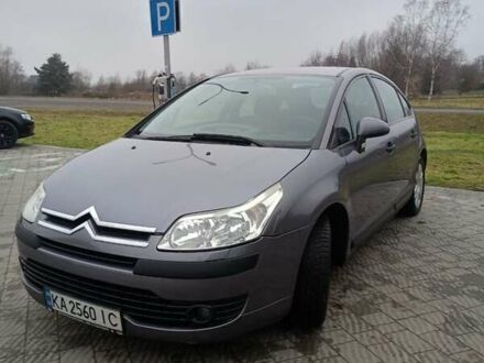 Серый Ситроен С4, объемом двигателя 1.59 л и пробегом 194 тыс. км за 3500 $, фото 1 на Automoto.ua