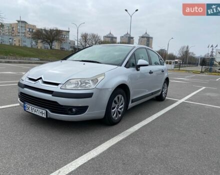 Сірий Сітроен С4, об'ємом двигуна 1.36 л та пробігом 241 тис. км за 3500 $, фото 1 на Automoto.ua