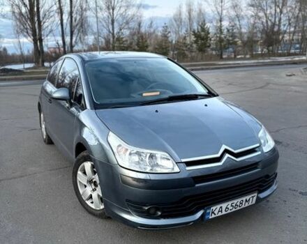 Серый Ситроен С4, объемом двигателя 1.6 л и пробегом 263 тыс. км за 4300 $, фото 1 на Automoto.ua