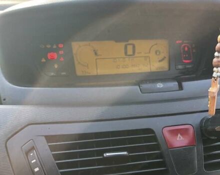 Серый Ситроен С4, объемом двигателя 1.6 л и пробегом 380 тыс. км за 4400 $, фото 1 на Automoto.ua