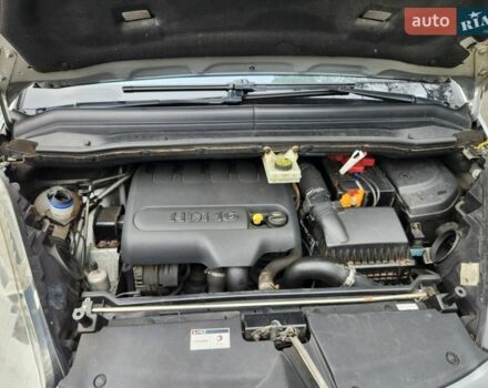 Серый Ситроен С4, объемом двигателя 2 л и пробегом 230 тыс. км за 5200 $, фото 1 на Automoto.ua