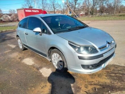 Серый Ситроен С4, объемом двигателя 1.6 л и пробегом 200 тыс. км за 1300 $, фото 1 на Automoto.ua