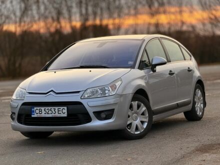 Серый Ситроен С4, объемом двигателя 1.6 л и пробегом 230 тыс. км за 4200 $, фото 1 на Automoto.ua