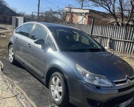 Серый Ситроен С4, объемом двигателя 1.6 л и пробегом 280 тыс. км за 5200 $, фото 1 на Automoto.ua