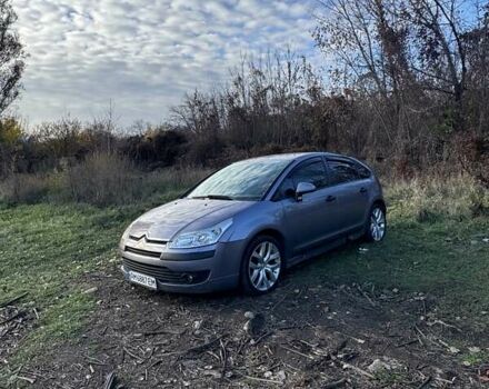 Серый Ситроен С4, объемом двигателя 1.6 л и пробегом 337 тыс. км за 3300 $, фото 1 на Automoto.ua