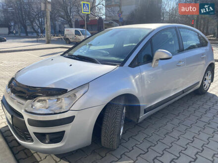 Серый Ситроен С4, объемом двигателя 1.56 л и пробегом 214 тыс. км за 4900 $, фото 1 на Automoto.ua