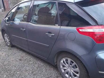 Серый Ситроен С4, объемом двигателя 2 л и пробегом 260 тыс. км за 5000 $, фото 1 на Automoto.ua