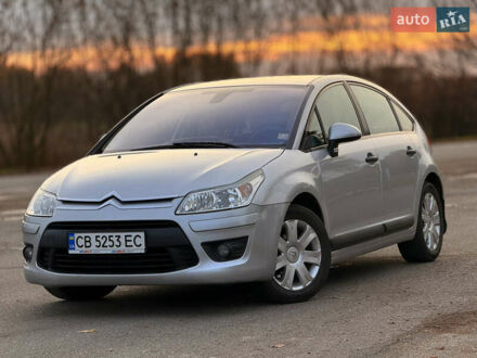 Серый Ситроен С4, объемом двигателя 1.6 л и пробегом 230 тыс. км за 4200 $, фото 1 на Automoto.ua