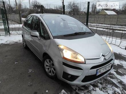 Сітроен С4 2008 у Дніпро (Дніпропетровську) на Automoto.ua Сірий Сітроен С4, об'ємом двигуна 2 л та пробігом 292 тис. км за 5250 $, фото 1 на Automoto.ua