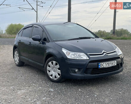 Серый Ситроен С4, объемом двигателя 1.56 л и пробегом 299 тыс. км за 5300 $, фото 1 на Automoto.ua