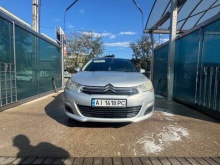 Серый Ситроен С4, объемом двигателя 1.6 л и пробегом 248 тыс. км за 6000 $, фото 1 на Automoto.ua