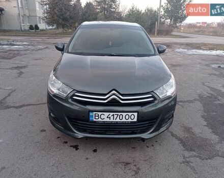 Серый Ситроен С4, объемом двигателя 1.56 л и пробегом 236 тыс. км за 3500 $, фото 1 на Automoto.ua