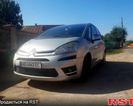 Серый Ситроен С4, объемом двигателя 1.6 л и пробегом 228 тыс. км за 5000 $, фото 1 на Automoto.ua