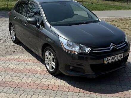 Серый Ситроен С4, объемом двигателя 1.6 л и пробегом 182 тыс. км за 5500 $, фото 1 на Automoto.ua