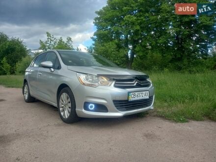 Серый Ситроен С4, объемом двигателя 1.6 л и пробегом 123 тыс. км за 5200 $, фото 1 на Automoto.ua
