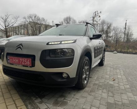 Серый Ситроен С4, объемом двигателя 1.2 л и пробегом 100 тыс. км за 9000 $, фото 1 на Automoto.ua