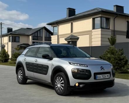 Серый Ситроен С4, объемом двигателя 1.6 л и пробегом 250 тыс. км за 7500 $, фото 1 на Automoto.ua