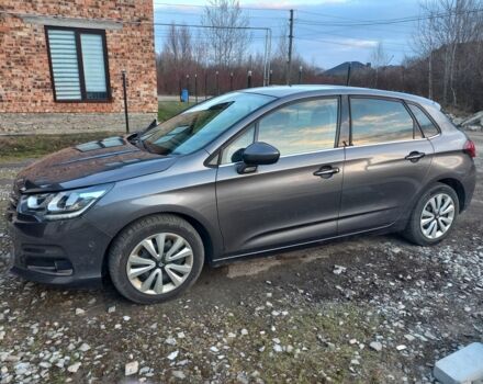 Серый Ситроен С4, объемом двигателя 0 л и пробегом 239 тыс. км за 8300 $, фото 1 на Automoto.ua