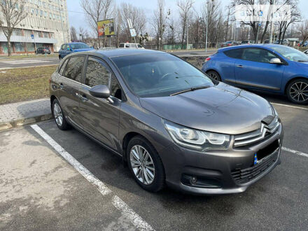 Сітроен С4 2015 у Києві на Automoto.ua Сірий Сітроен С4, об'ємом двигуна 1.2 л та пробігом 138 тис. км за 10500 $, фото 1 на Automoto.ua