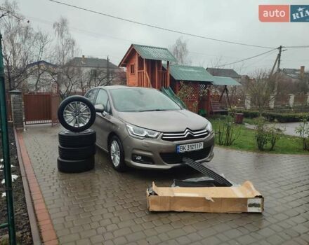 Сірий Сітроен С4, об'ємом двигуна 1.56 л та пробігом 139 тис. км за 10900 $, фото 1 на Automoto.ua
