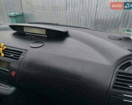 Синий Ситроен С4, объемом двигателя 1.4 л и пробегом 195 тыс. км за 3400 $, фото 4 на Automoto.ua