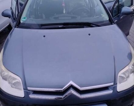 Синий Ситроен С4, объемом двигателя 1.4 л и пробегом 195 тыс. км за 3400 $, фото 16 на Automoto.ua