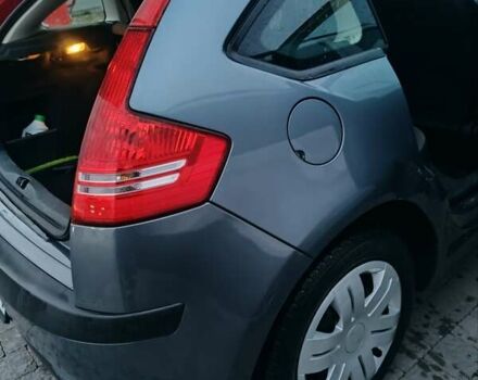 Синий Ситроен С4, объемом двигателя 1.4 л и пробегом 195 тыс. км за 3400 $, фото 8 на Automoto.ua