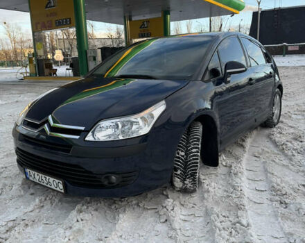 Синий Ситроен С4, объемом двигателя 1.6 л и пробегом 129 тыс. км за 4000 $, фото 3 на Automoto.ua