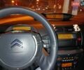 Синий Ситроен С4, объемом двигателя 1.6 л и пробегом 306 тыс. км за 4500 $, фото 3 на Automoto.ua