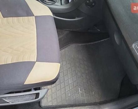 Синий Ситроен С4, объемом двигателя 1.6 л и пробегом 195 тыс. км за 3650 $, фото 7 на Automoto.ua