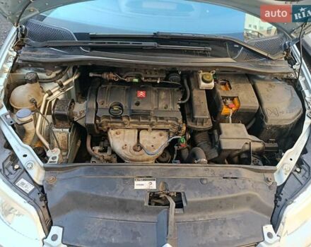 Синий Ситроен С4, объемом двигателя 1.6 л и пробегом 306 тыс. км за 4500 $, фото 2 на Automoto.ua