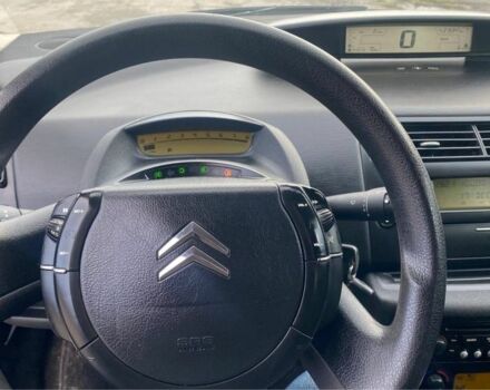 Синій Сітроен С4, об'ємом двигуна 1.6 л та пробігом 215 тис. км за 2800 $, фото 7 на Automoto.ua