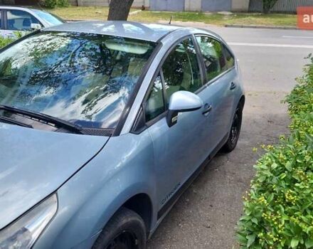 Синий Ситроен С4, объемом двигателя 1.6 л и пробегом 195 тыс. км за 3650 $, фото 4 на Automoto.ua