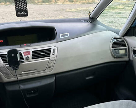 Синий Ситроен С4, объемом двигателя 1.6 л и пробегом 210 тыс. км за 5700 $, фото 18 на Automoto.ua