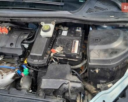 Синий Ситроен С4, объемом двигателя 1.6 л и пробегом 195 тыс. км за 3650 $, фото 9 на Automoto.ua