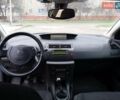Синий Ситроен С4, объемом двигателя 1.59 л и пробегом 132 тыс. км за 4500 $, фото 6 на Automoto.ua