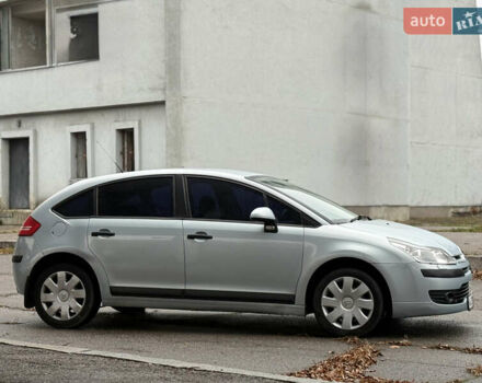 Синий Ситроен С4, объемом двигателя 1.59 л и пробегом 182 тыс. км за 3900 $, фото 33 на Automoto.ua