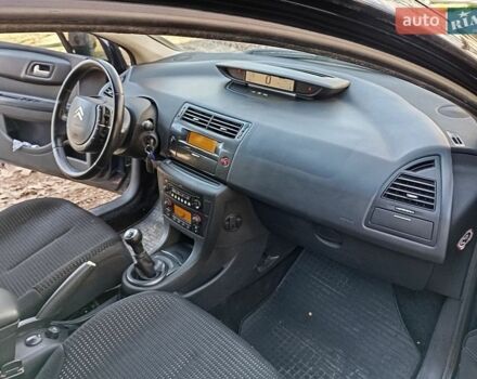 Синий Ситроен С4, объемом двигателя 1.59 л и пробегом 135 тыс. км за 3900 $, фото 8 на Automoto.ua
