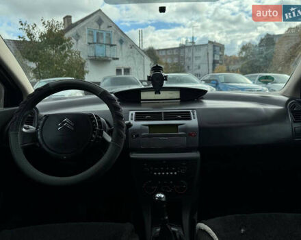 Синий Ситроен С4, объемом двигателя 1.6 л и пробегом 233 тыс. км за 4200 $, фото 9 на Automoto.ua