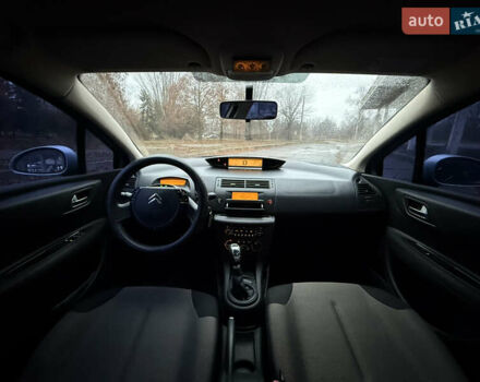 Синий Ситроен С4, объемом двигателя 1.59 л и пробегом 182 тыс. км за 3900 $, фото 51 на Automoto.ua