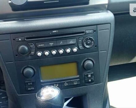 Синий Ситроен С4, объемом двигателя 1.6 л и пробегом 334 тыс. км за 5550 $, фото 12 на Automoto.ua